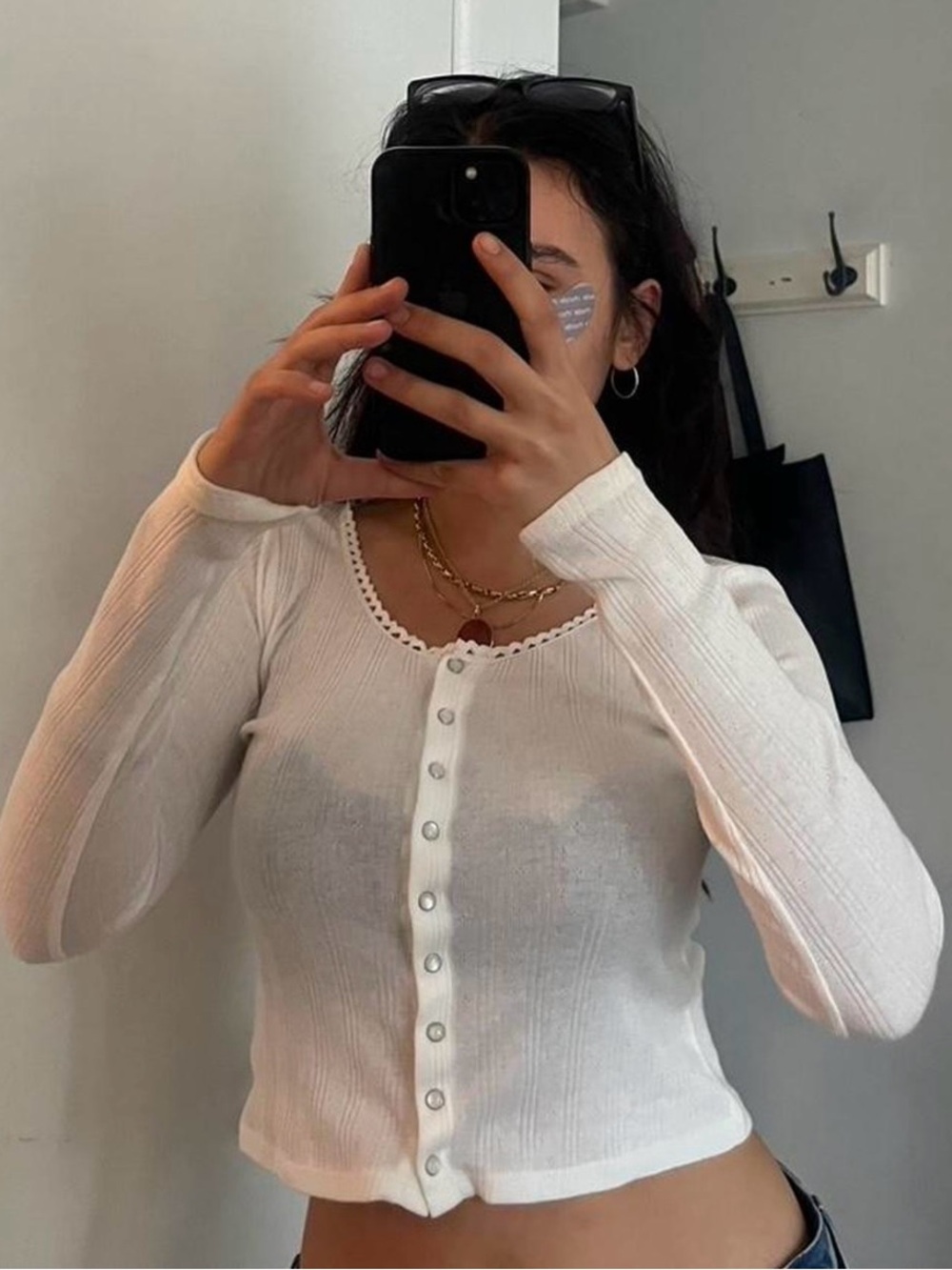 GAP White Ribbed Button‑Front Long Sleeve Crop Top